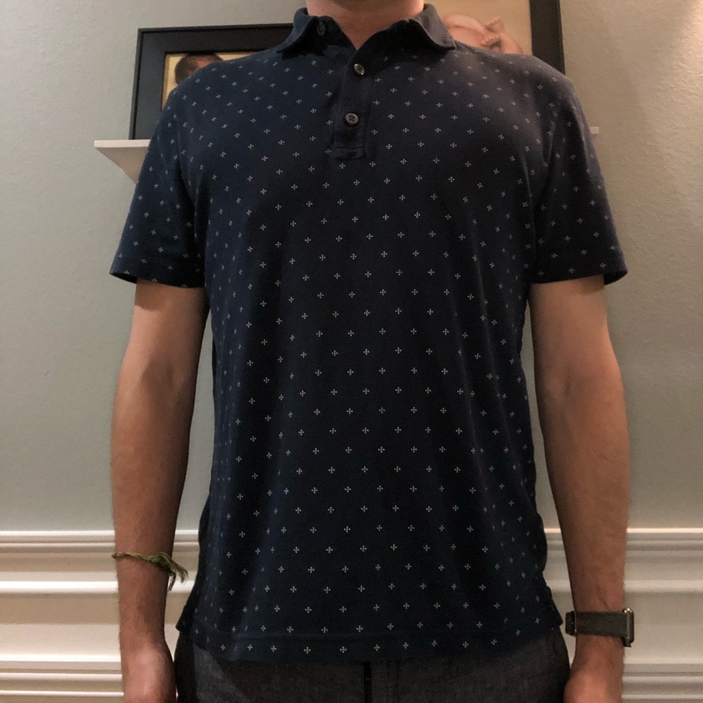 Banana Republic navy blue shirt with designs